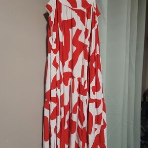 Chic Red and White Abstract Maxi Dress